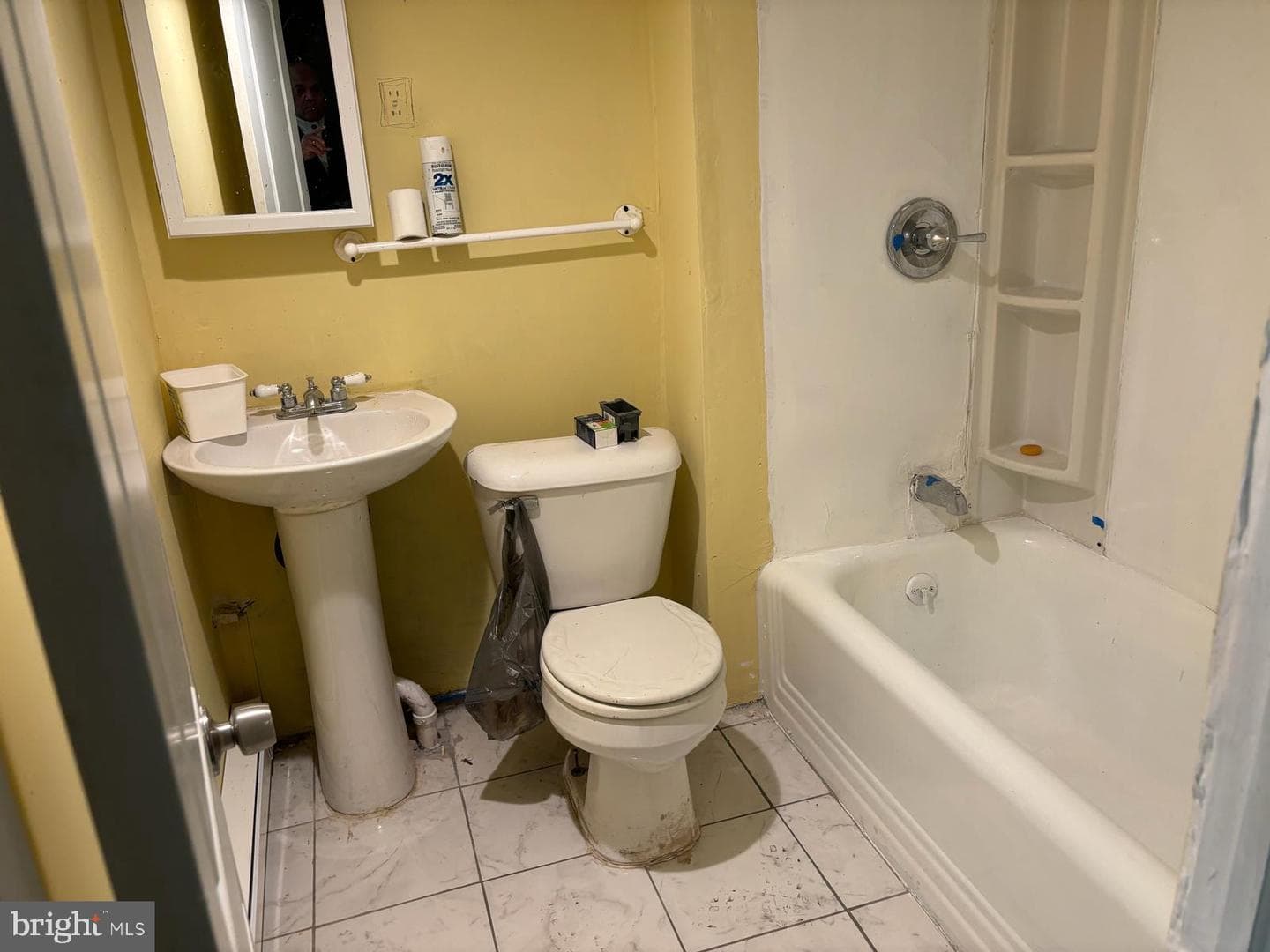 140 E Sunbury Street photo 10