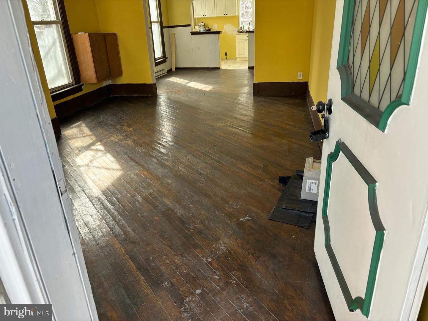 140 E Sunbury Street photo 3