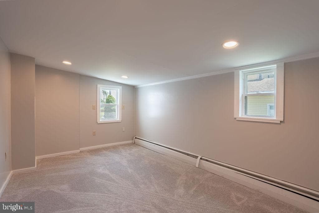 205 N. School Street photo 12