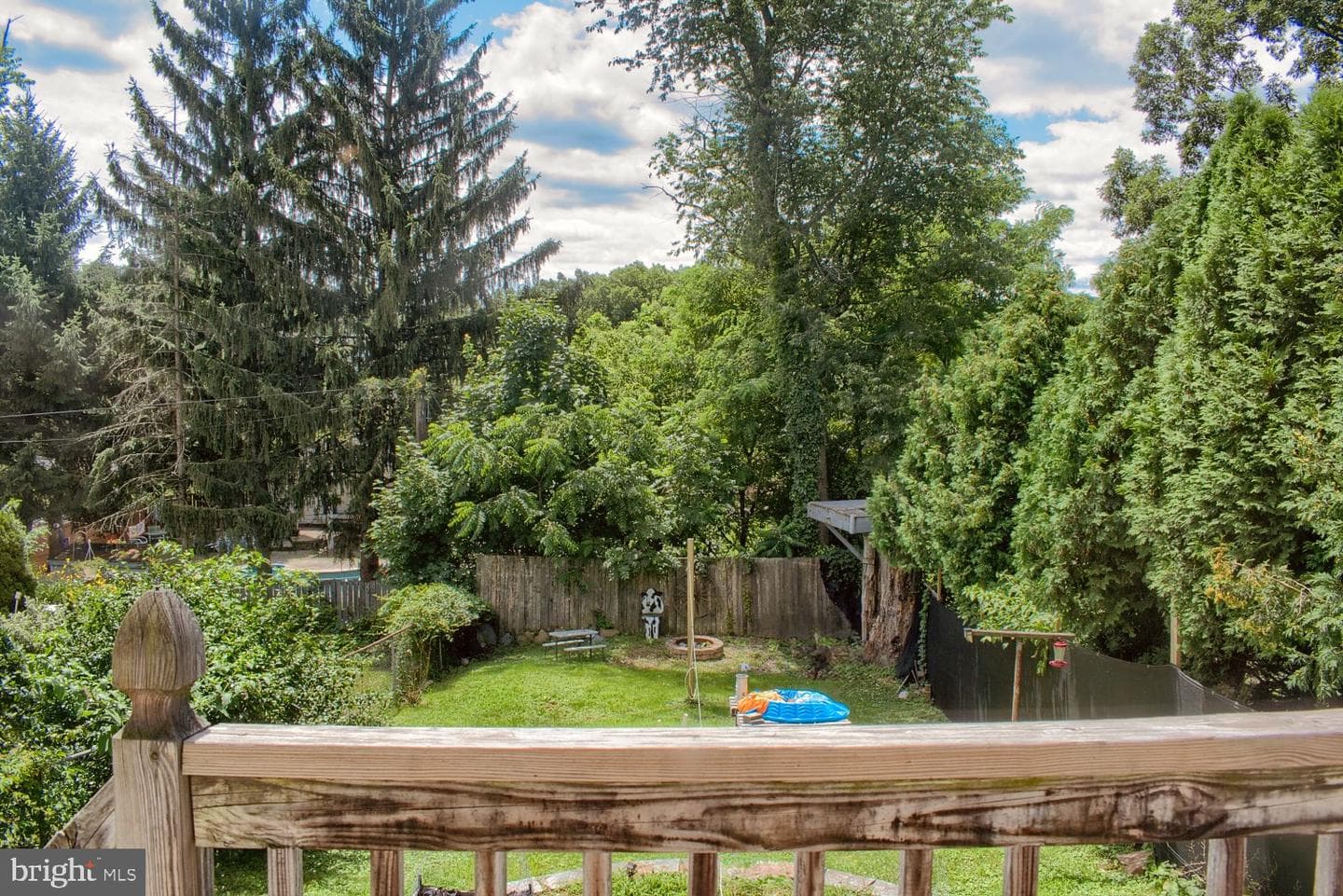 1530 Fern Street W photo 11