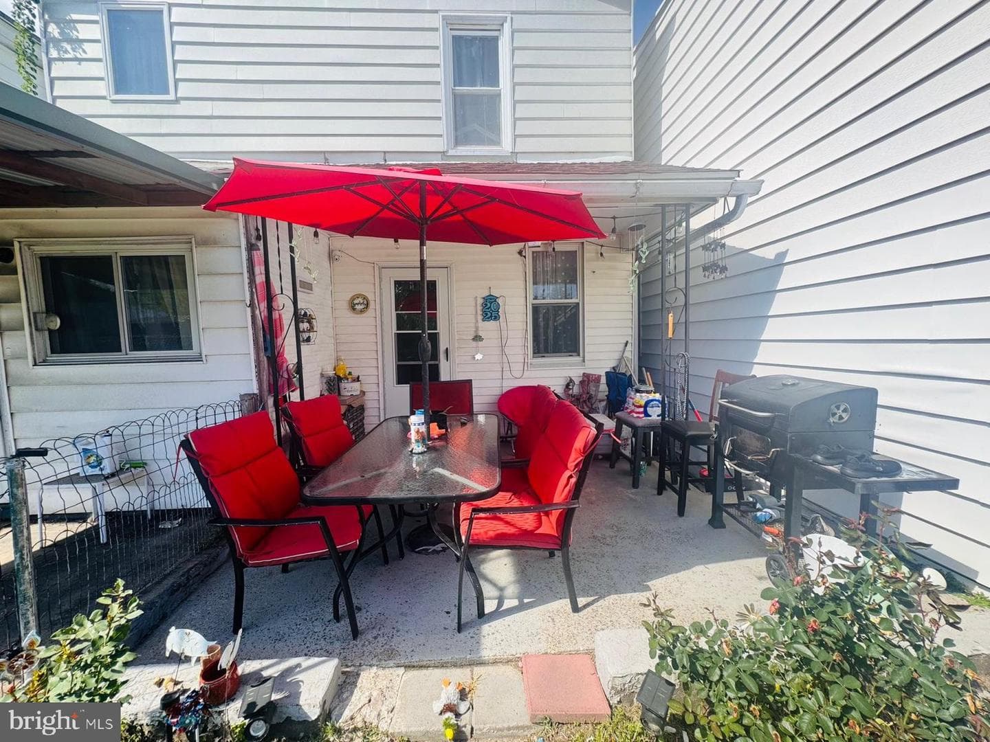 208 W Saylor Street photo 16