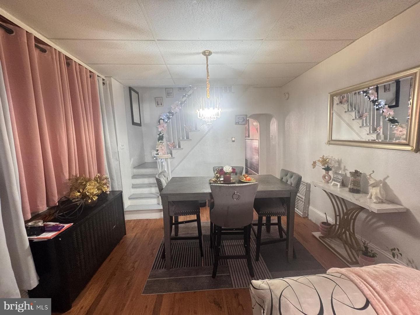 208 W Saylor Street photo 3