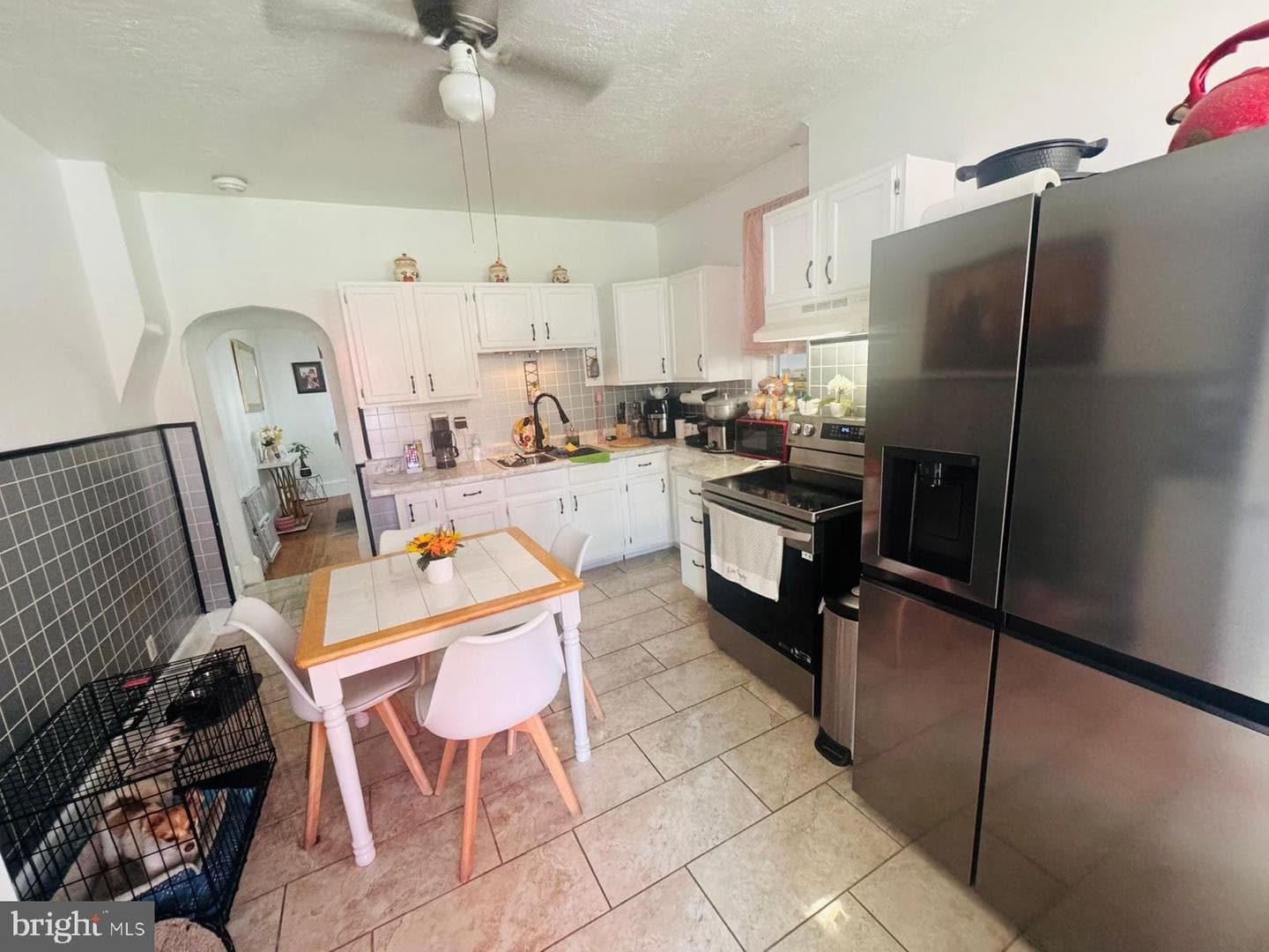 208 W Saylor Street photo 4