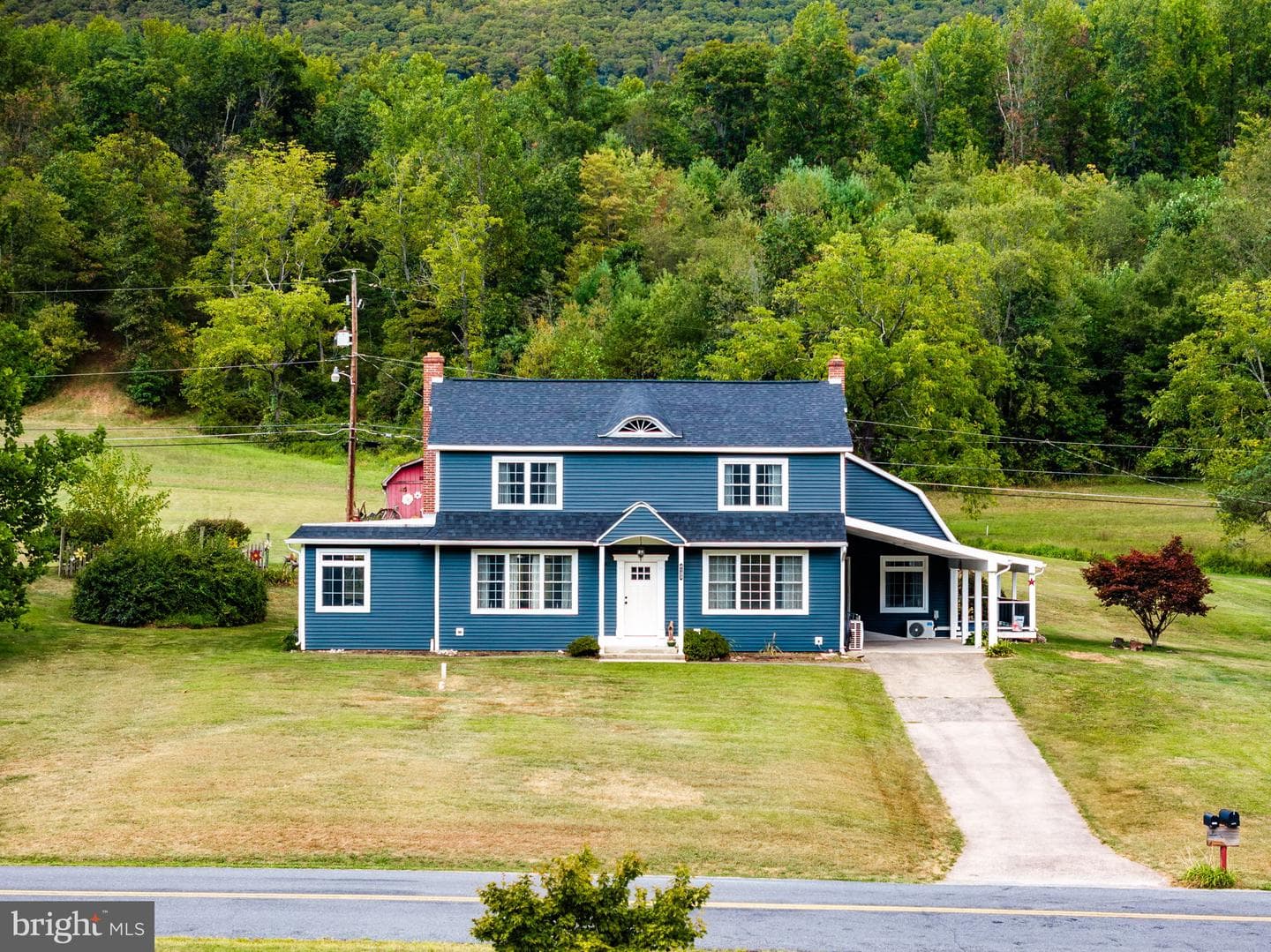 4133 Lower Road photo 2