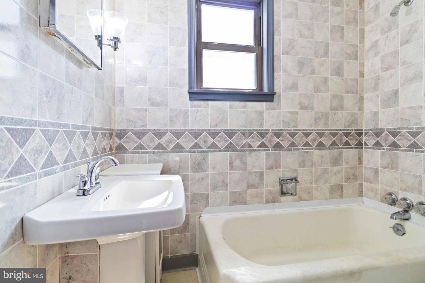 326 N Maple Street photo 24