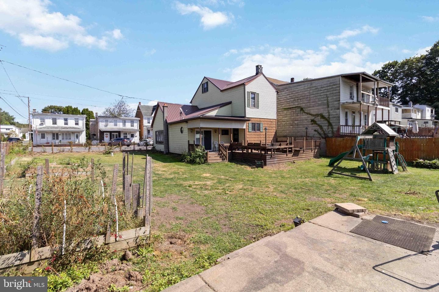 326 N Maple Street photo 27