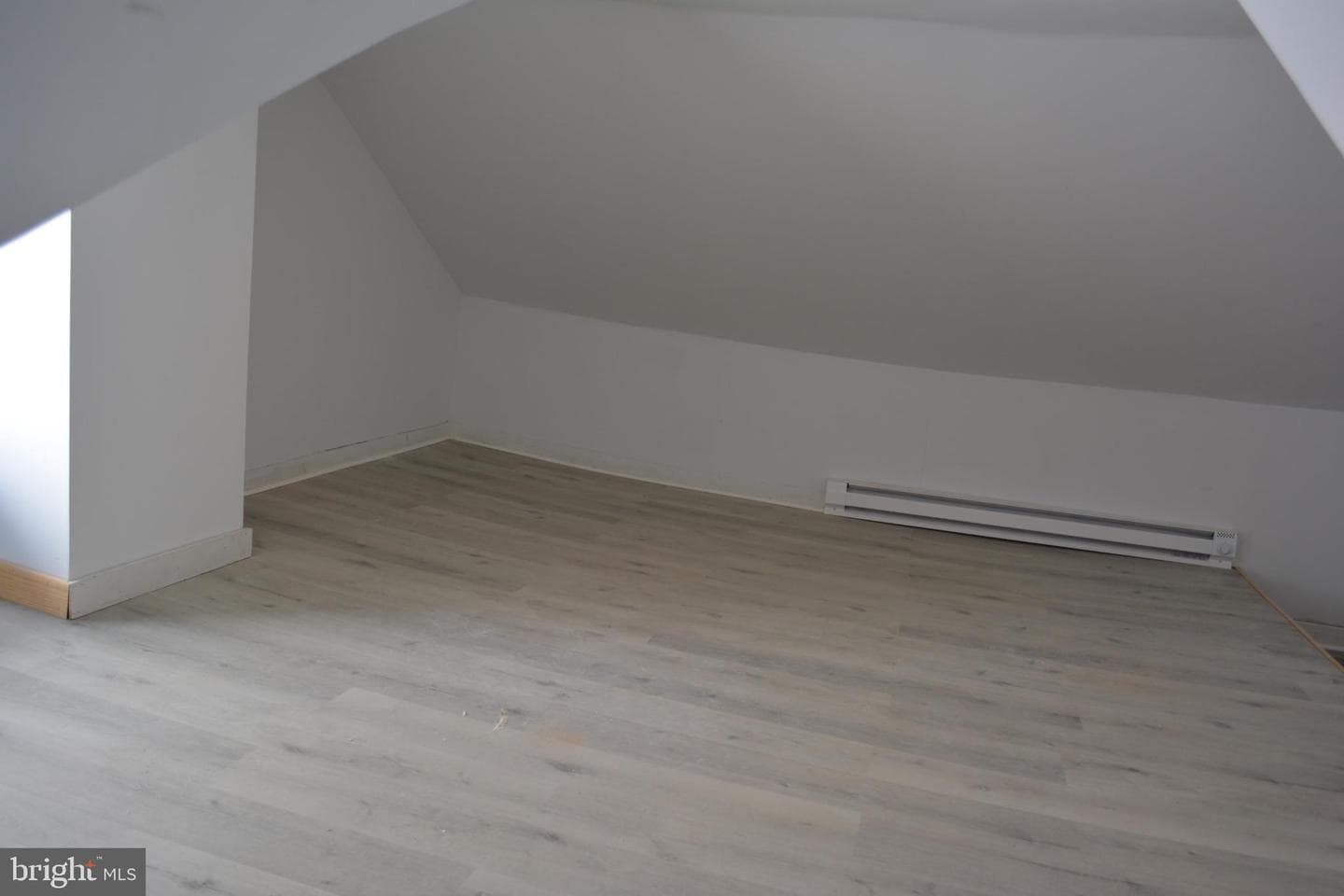 21 N Chestnut Street photo 11