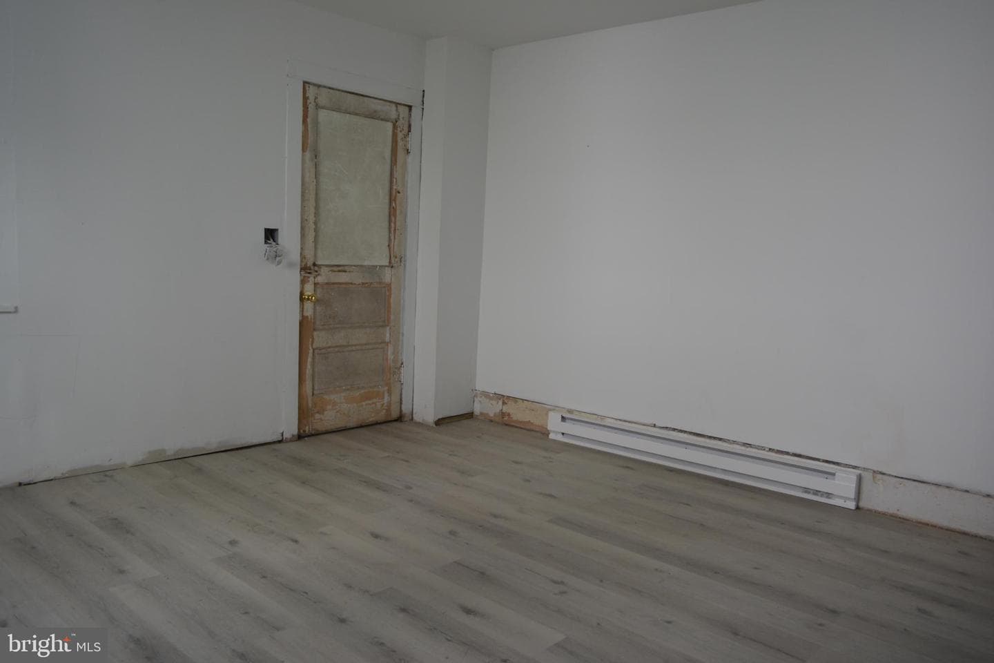 21 N Chestnut Street photo 2