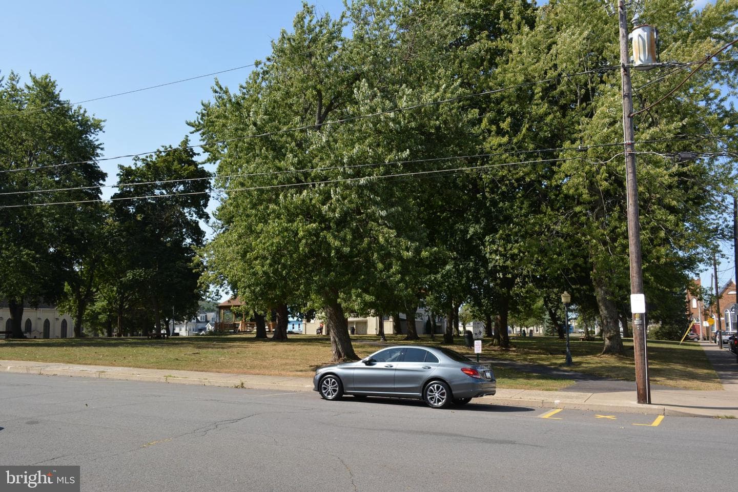 21 N Chestnut Street photo 23