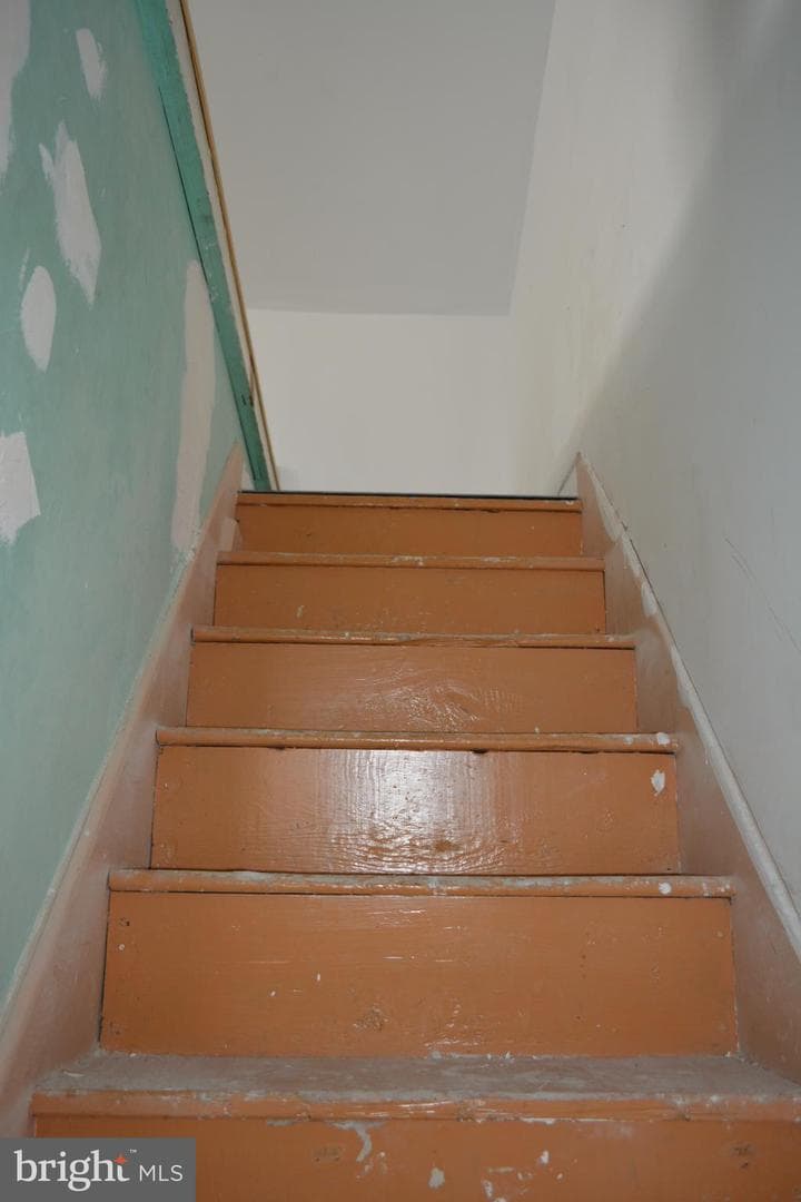 21 N Chestnut Street photo 9