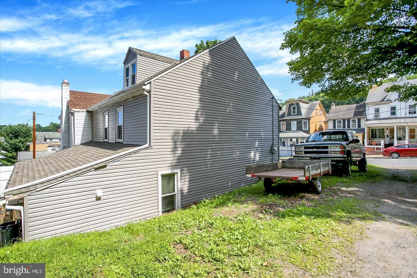829-831 W Pine Street photo 21