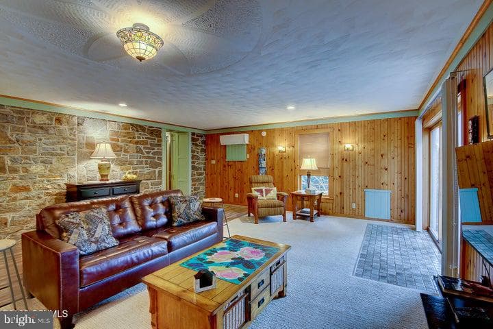 159 Harveys Lane photo 20