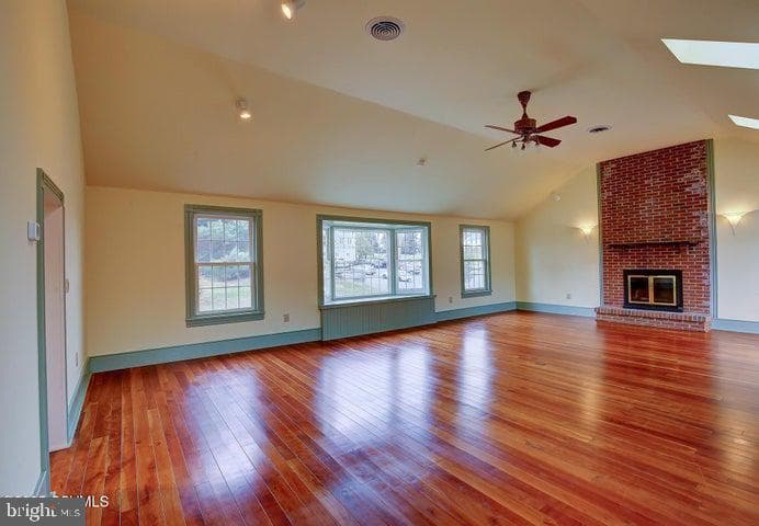 159 Harveys Lane photo 27