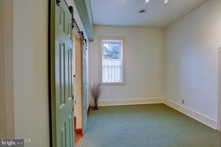 159 Harveys Lane photo 33