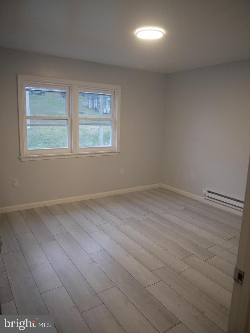 903 W Spruce Street photo 20