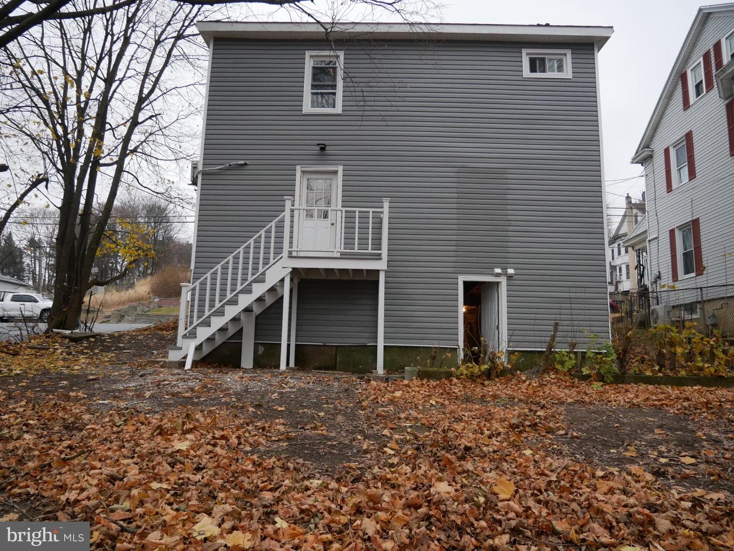 903 W Spruce Street photo 38