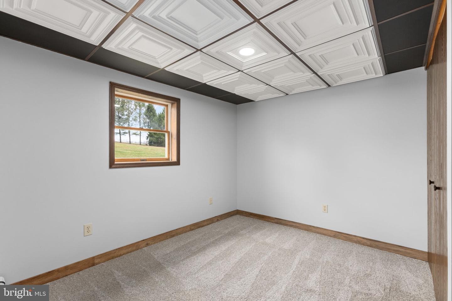 486 Shipman Road photo 13