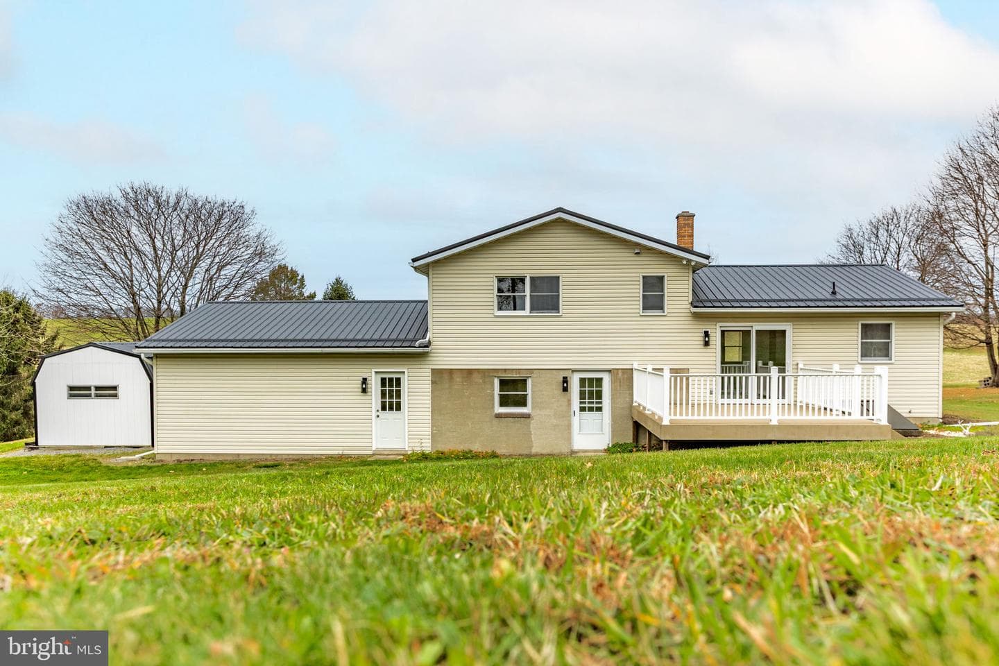 486 Shipman Road photo 32