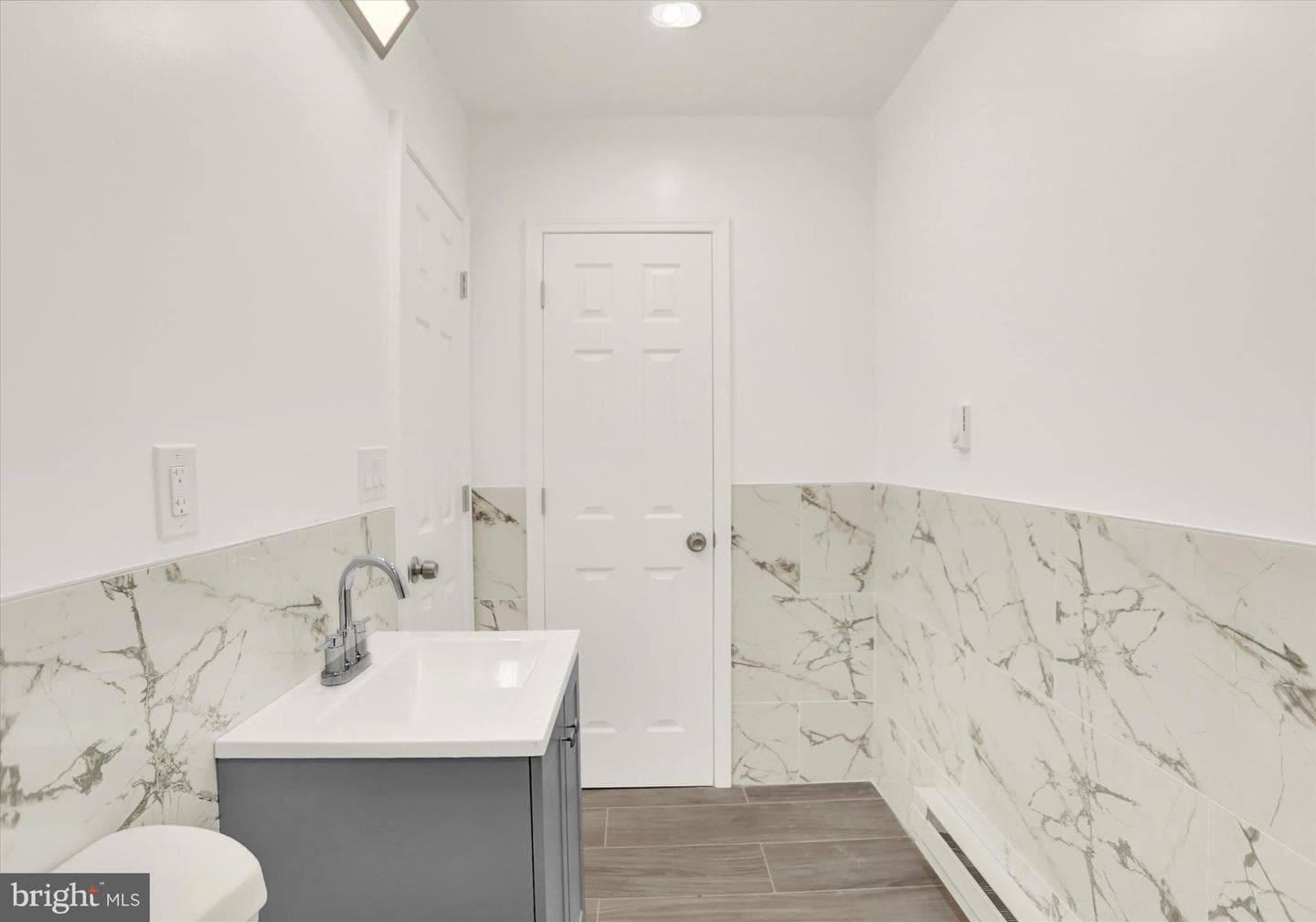 1228 Pulaski Avenue photo 13