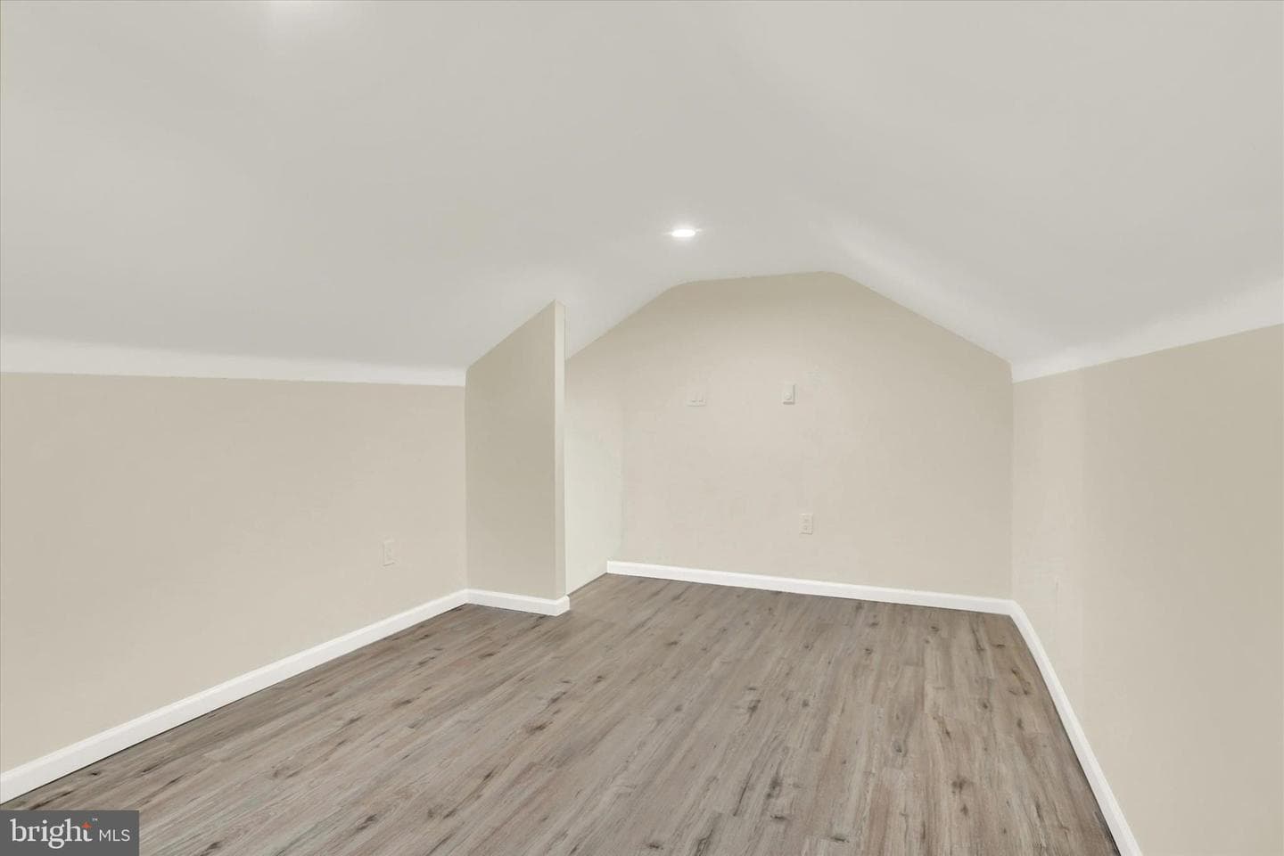 1228 Pulaski Avenue photo 30