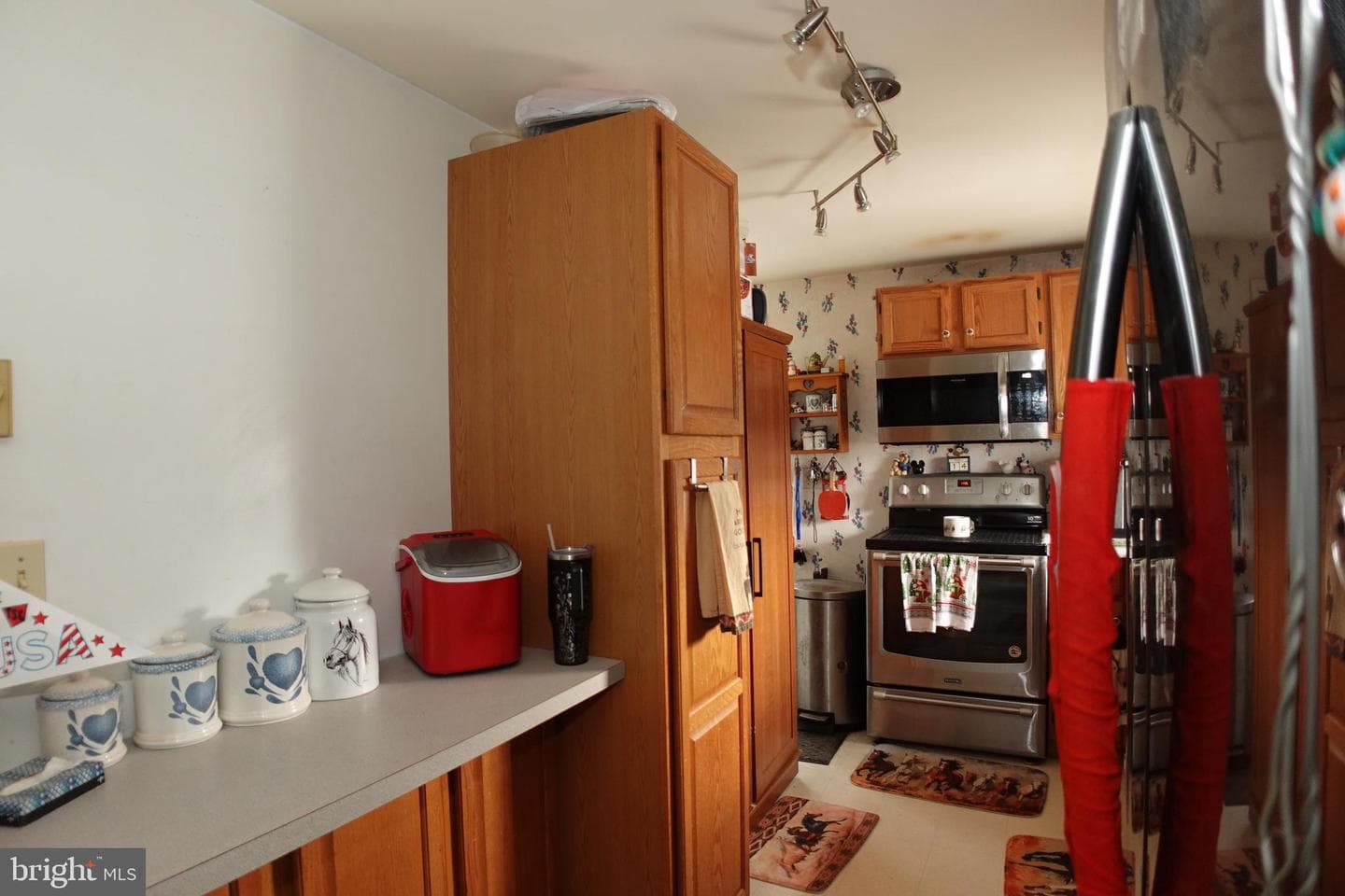 219 Styring Lane photo 30