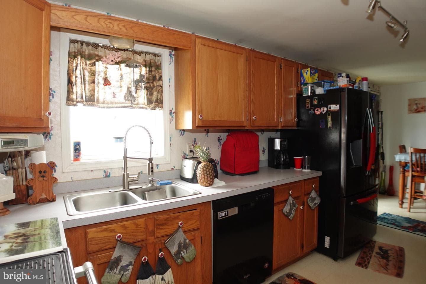 219 Styring Lane photo 32