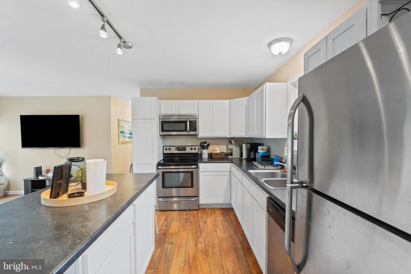 273 Shady Lane photo 18