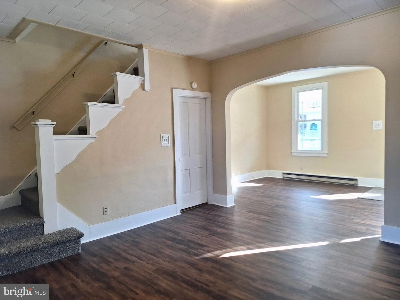 1227 Pulaski Avenue photo 3