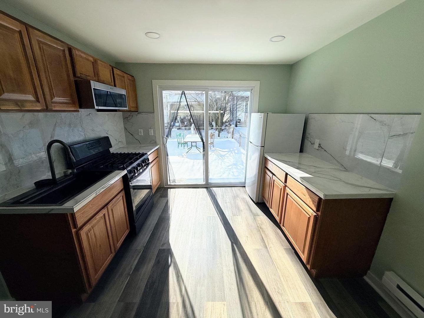 314 W Olive Street photo 8