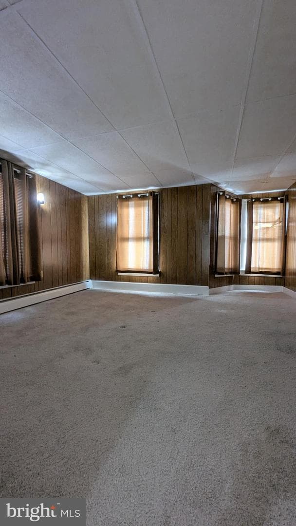 423 E Dewart Street photo 7