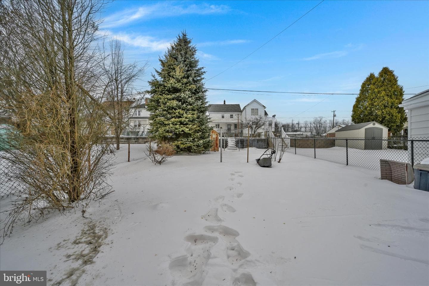 317 E Melrose Street photo 26