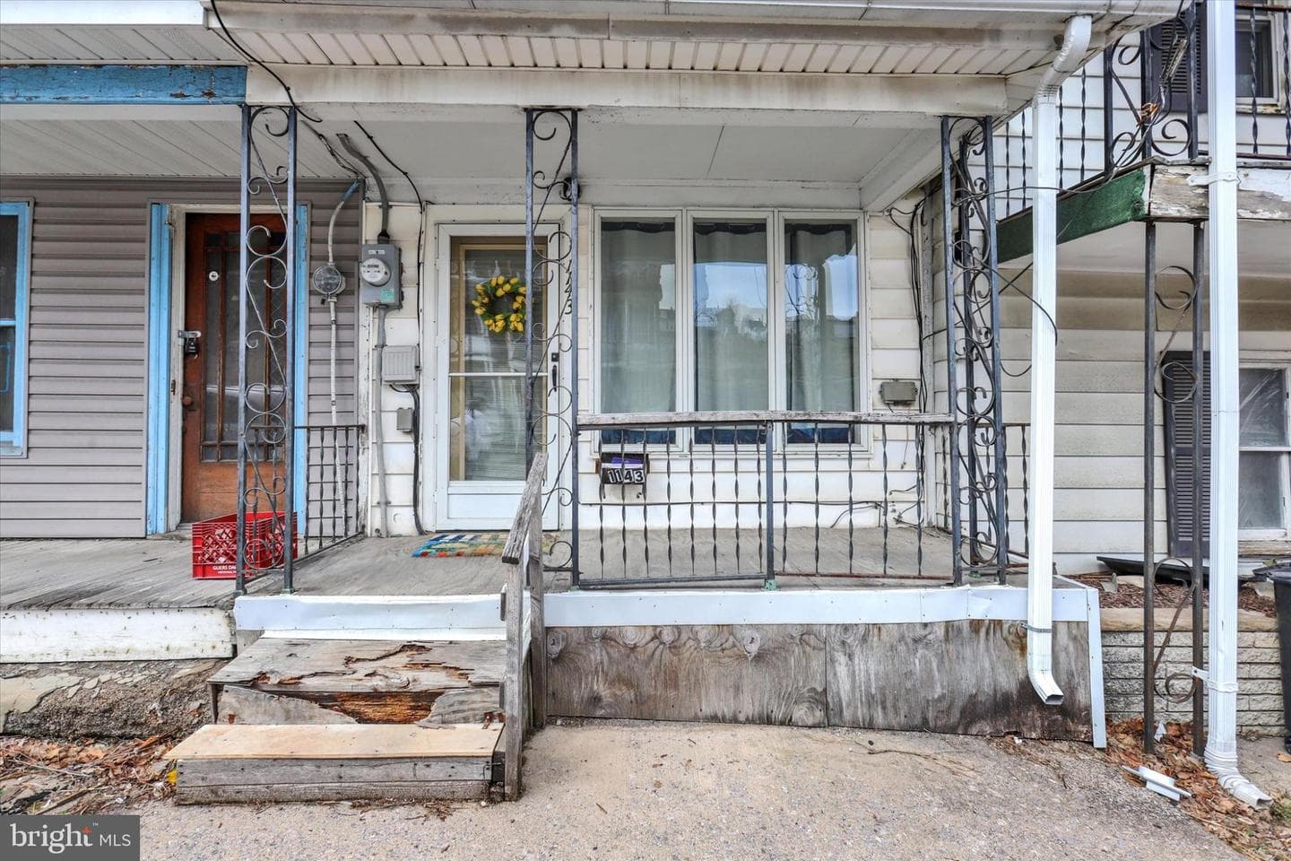 1143 W Pine Street photo 23