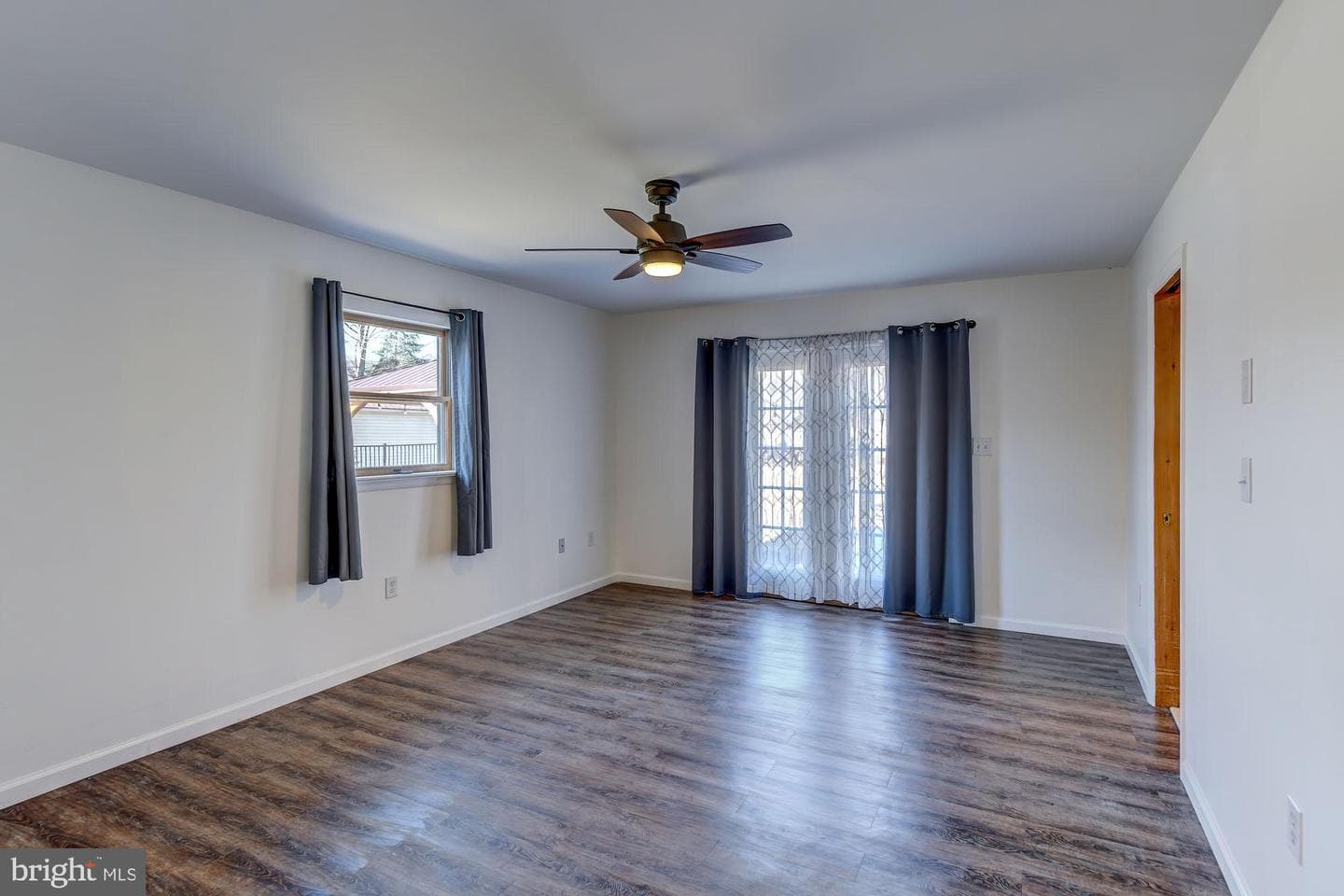 148 Penn Avenue photo 17