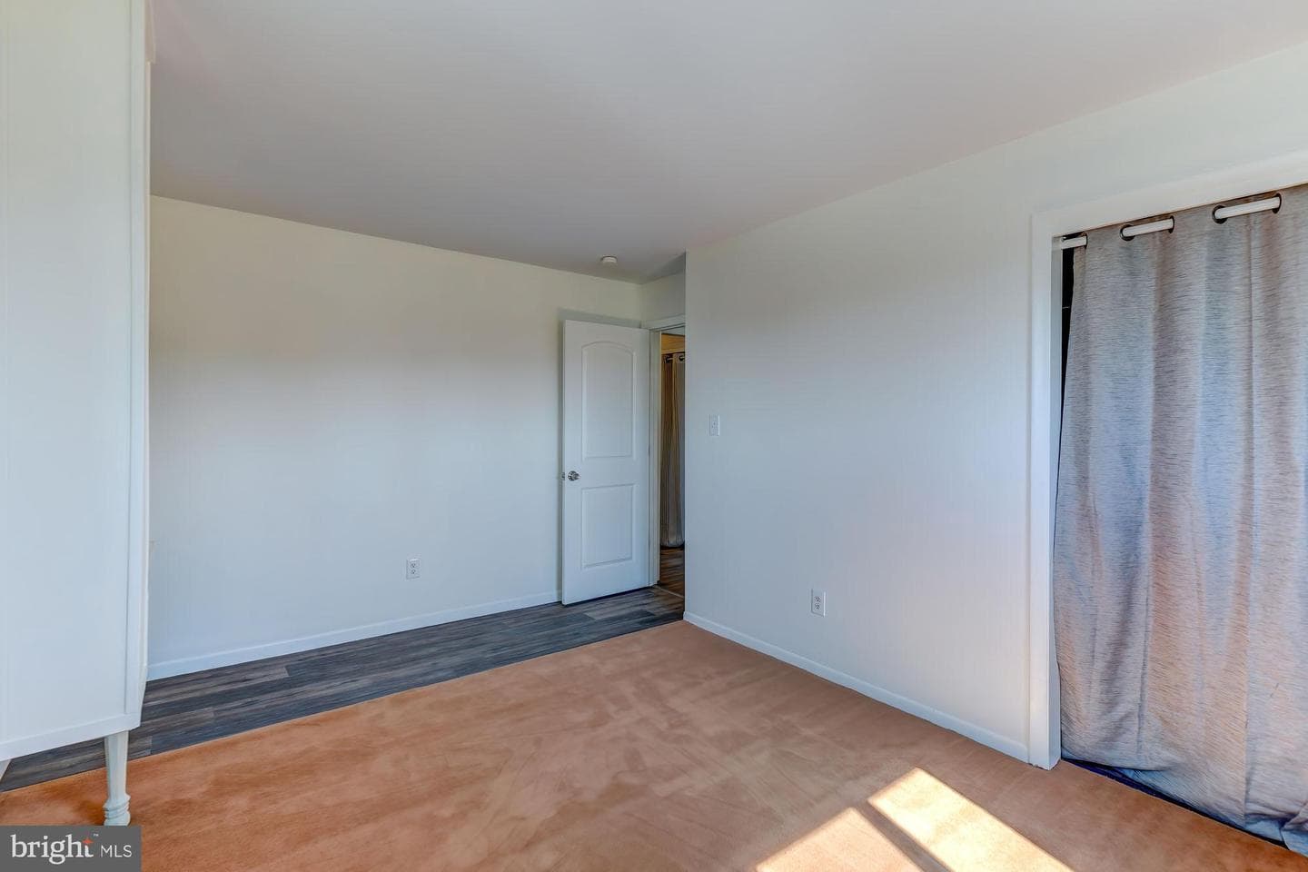 148 Penn Avenue photo 64