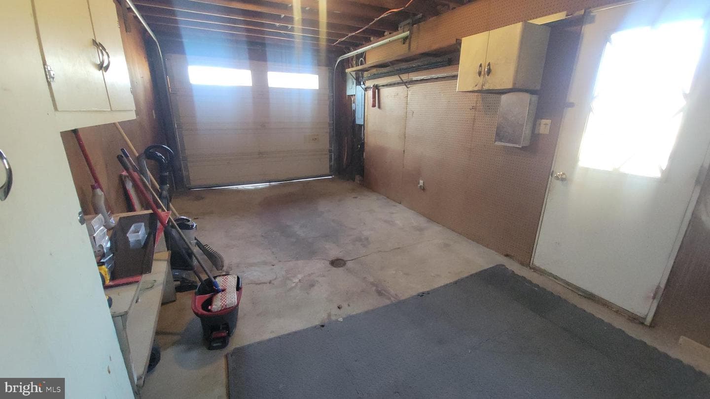 148 Penn Avenue photo 75