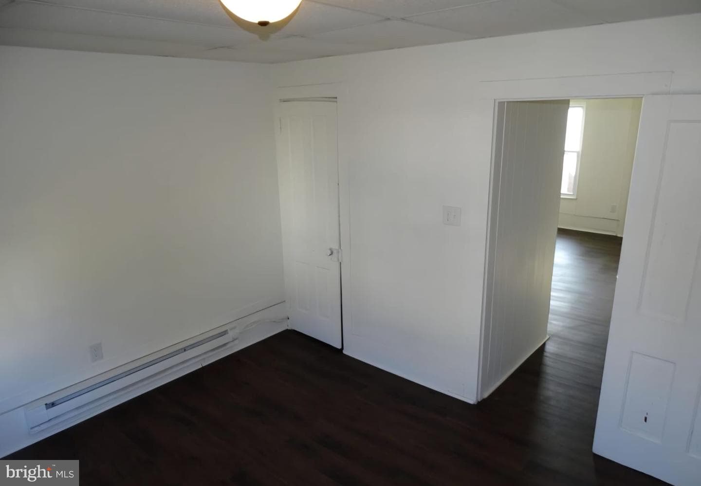 104 N Poplar Street photo 9