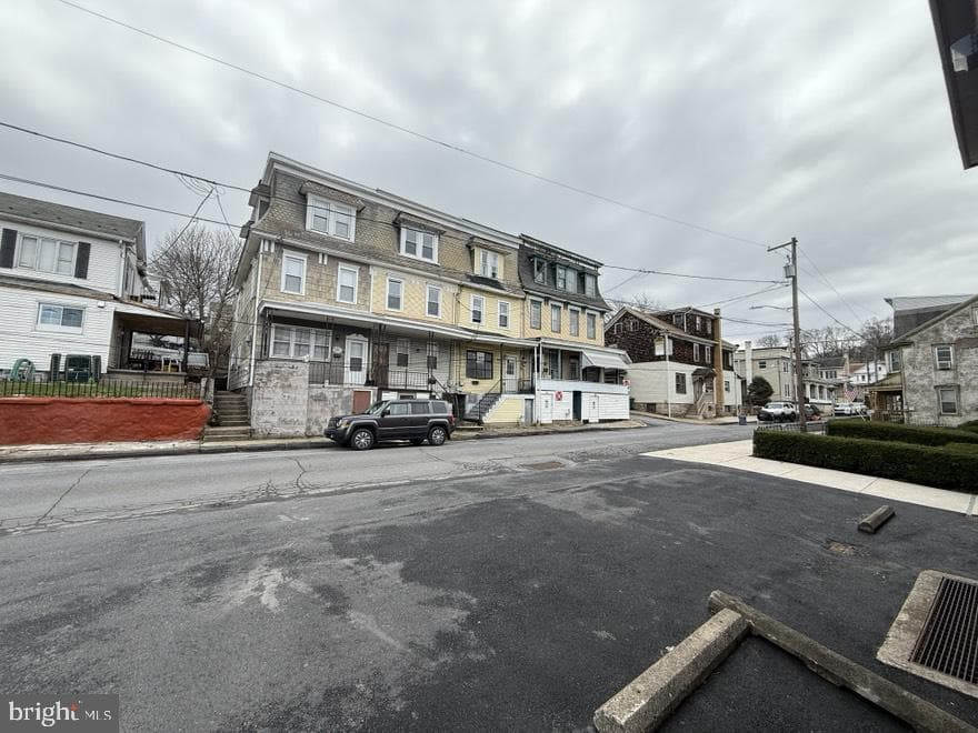 119 N Grant Street photo 3