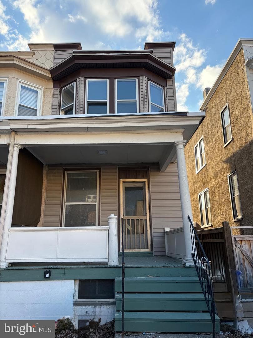 8 N Locust Street, Coal Township