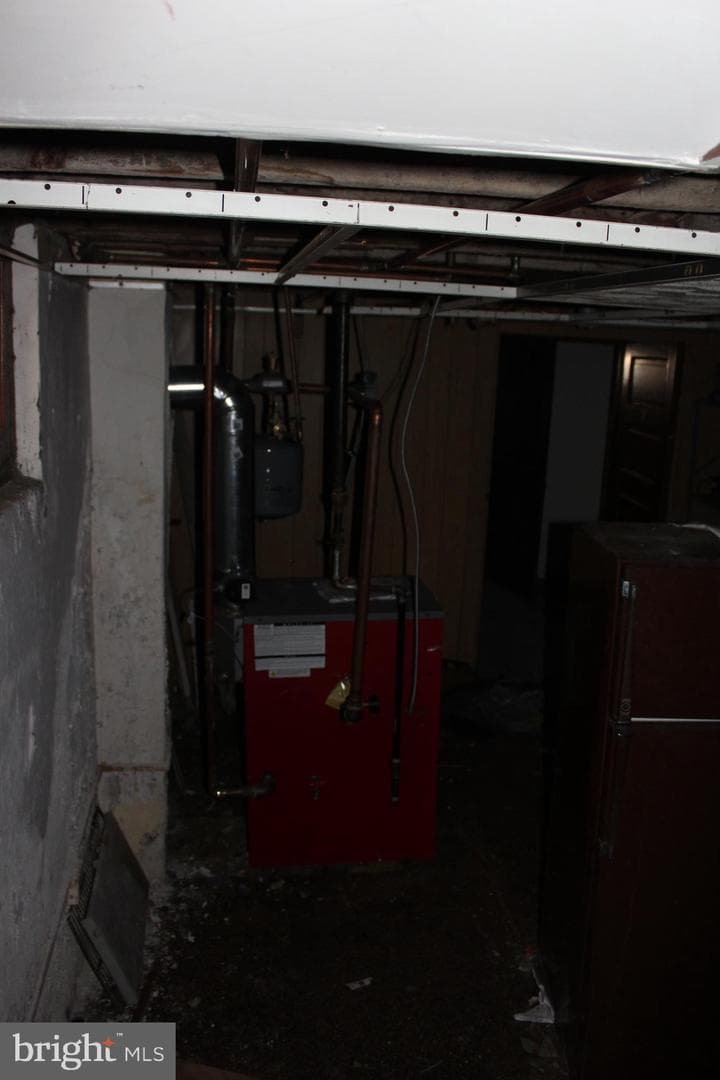 8 N Locust Street photo 21