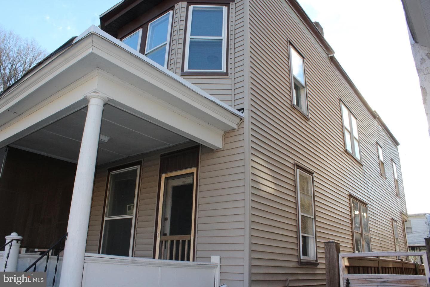 8 N Locust Street photo 3
