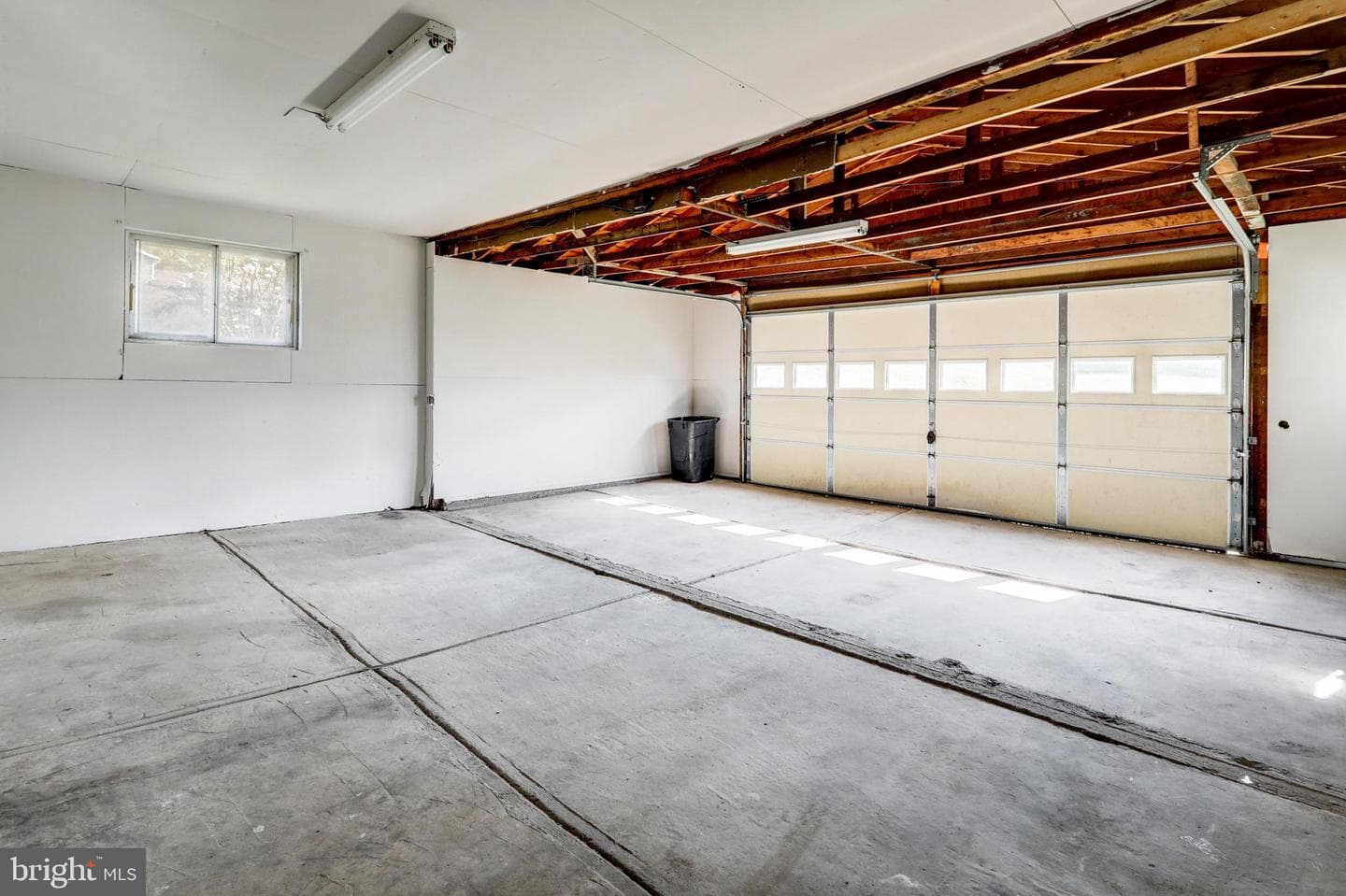 211 Birchwyn Drive photo 25