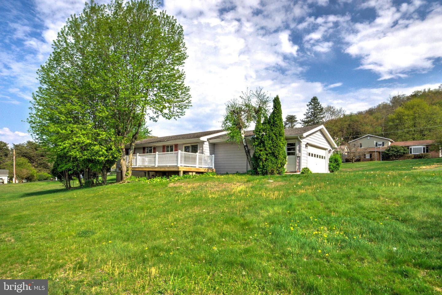 211 Birchwyn Drive photo 28