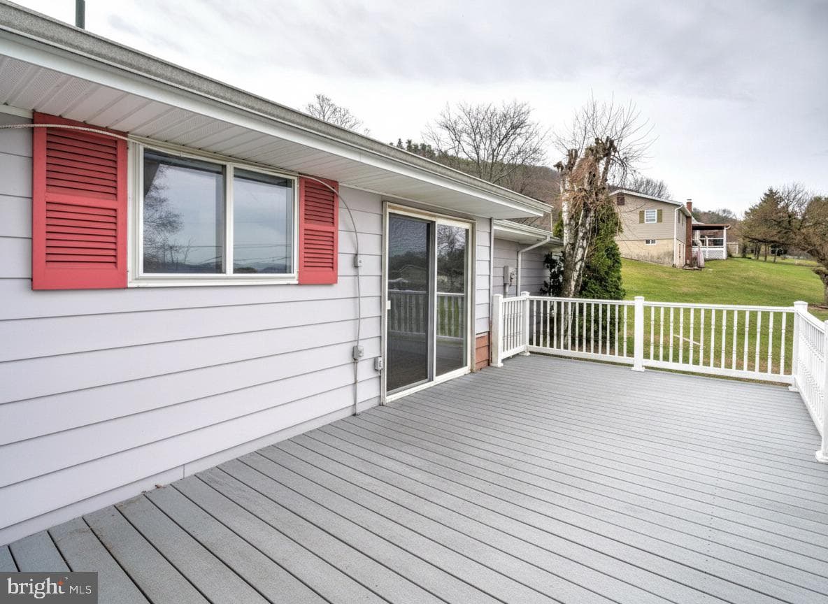 211 Birchwyn Drive photo 30