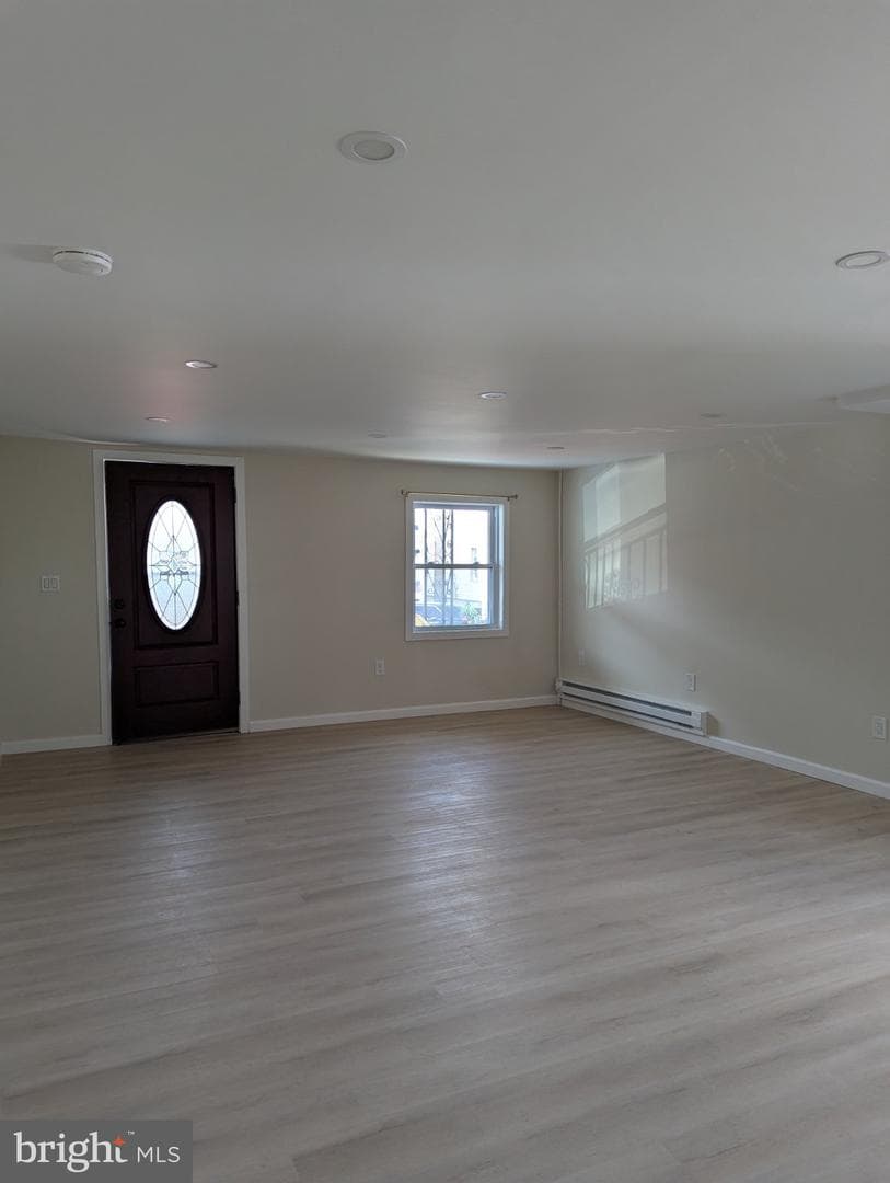 133 N Locust Street photo 2