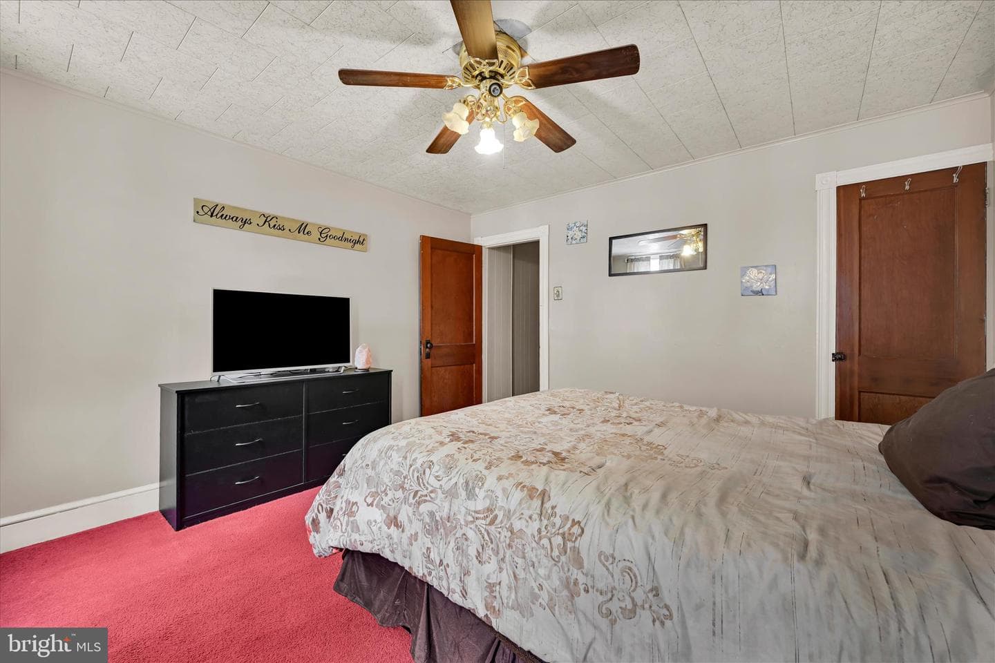 847 Pine Street photo 19