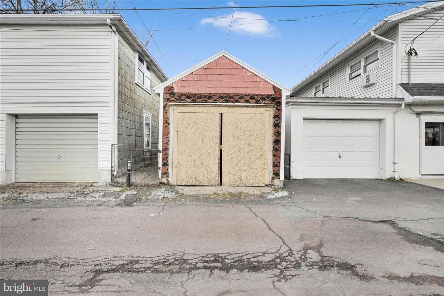 847 Pine Street photo 27