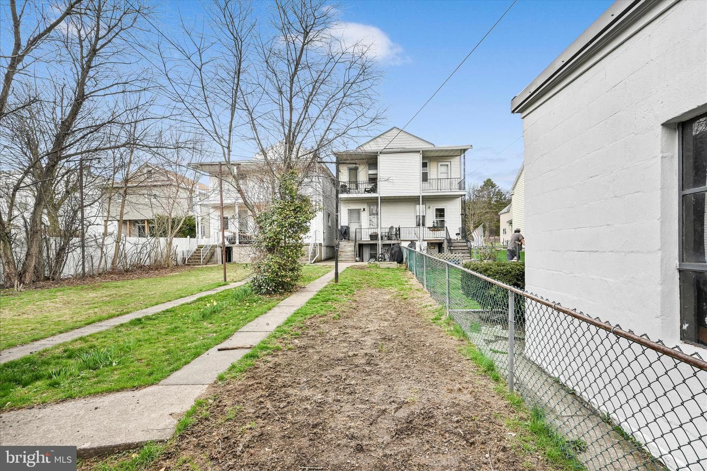 847 Pine Street photo 28