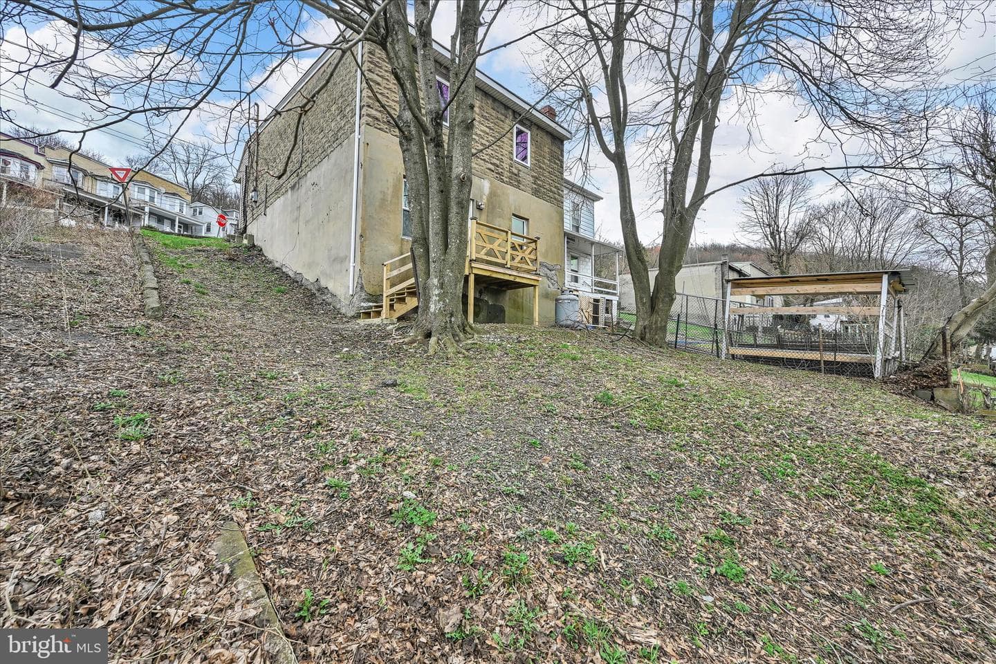 602 Hillside Avenue photo 23