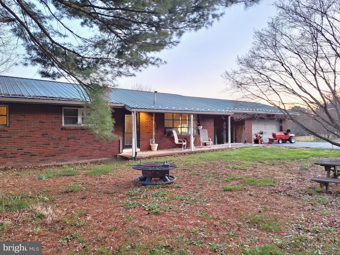 4262 Upper Road photo 13