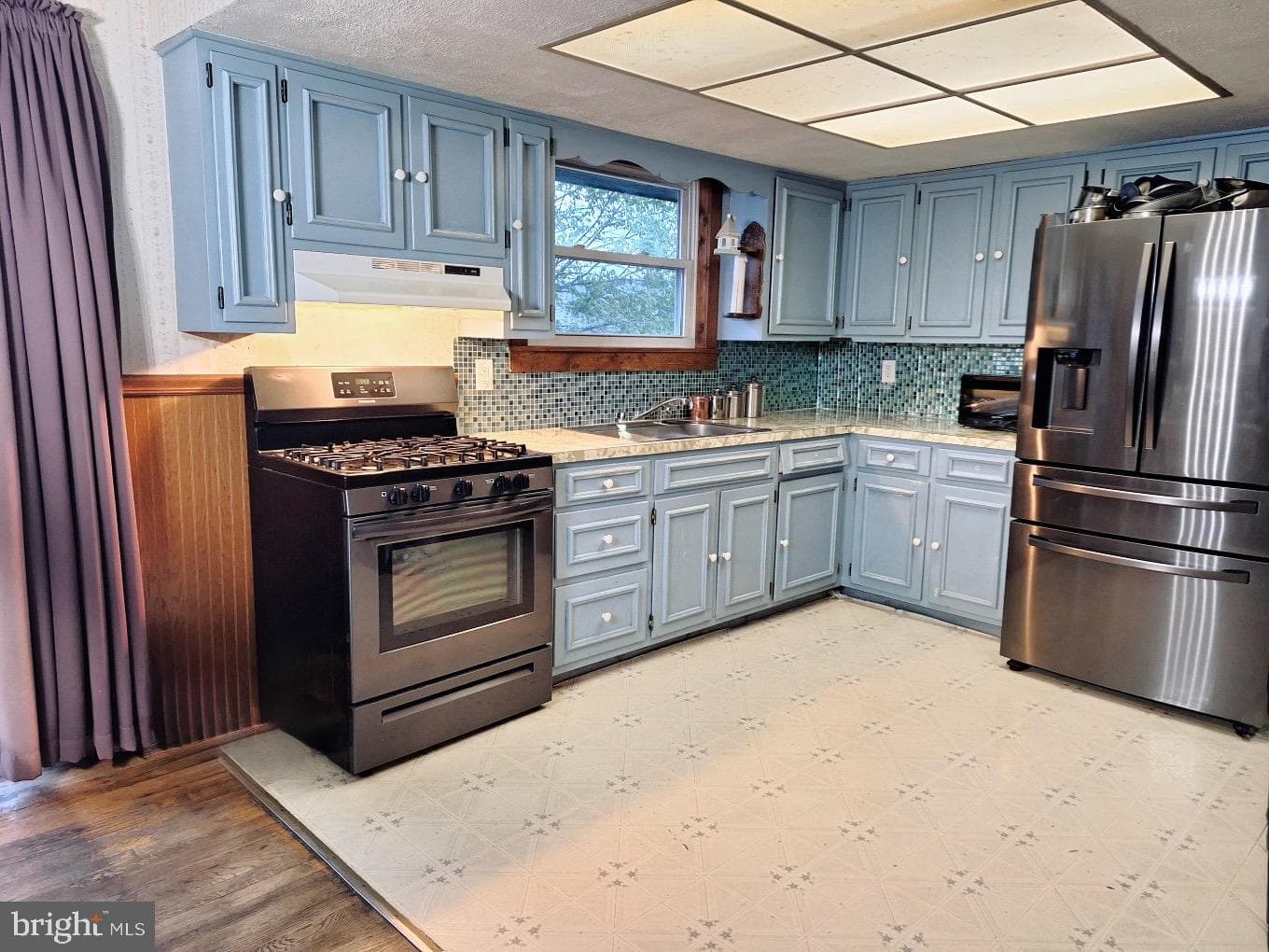 4262 Upper Road photo 5